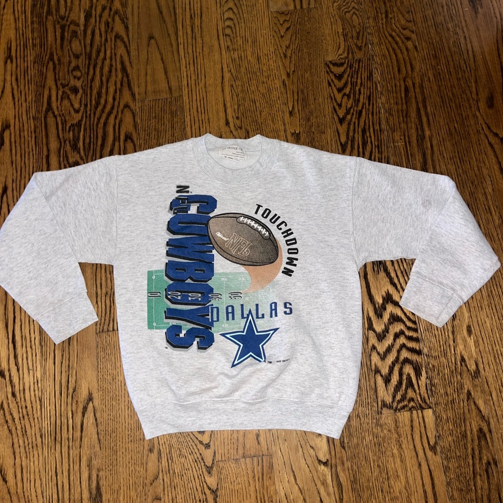 NFL Dallas Cowboys Gray Graphic Crewneck Sweatshirt